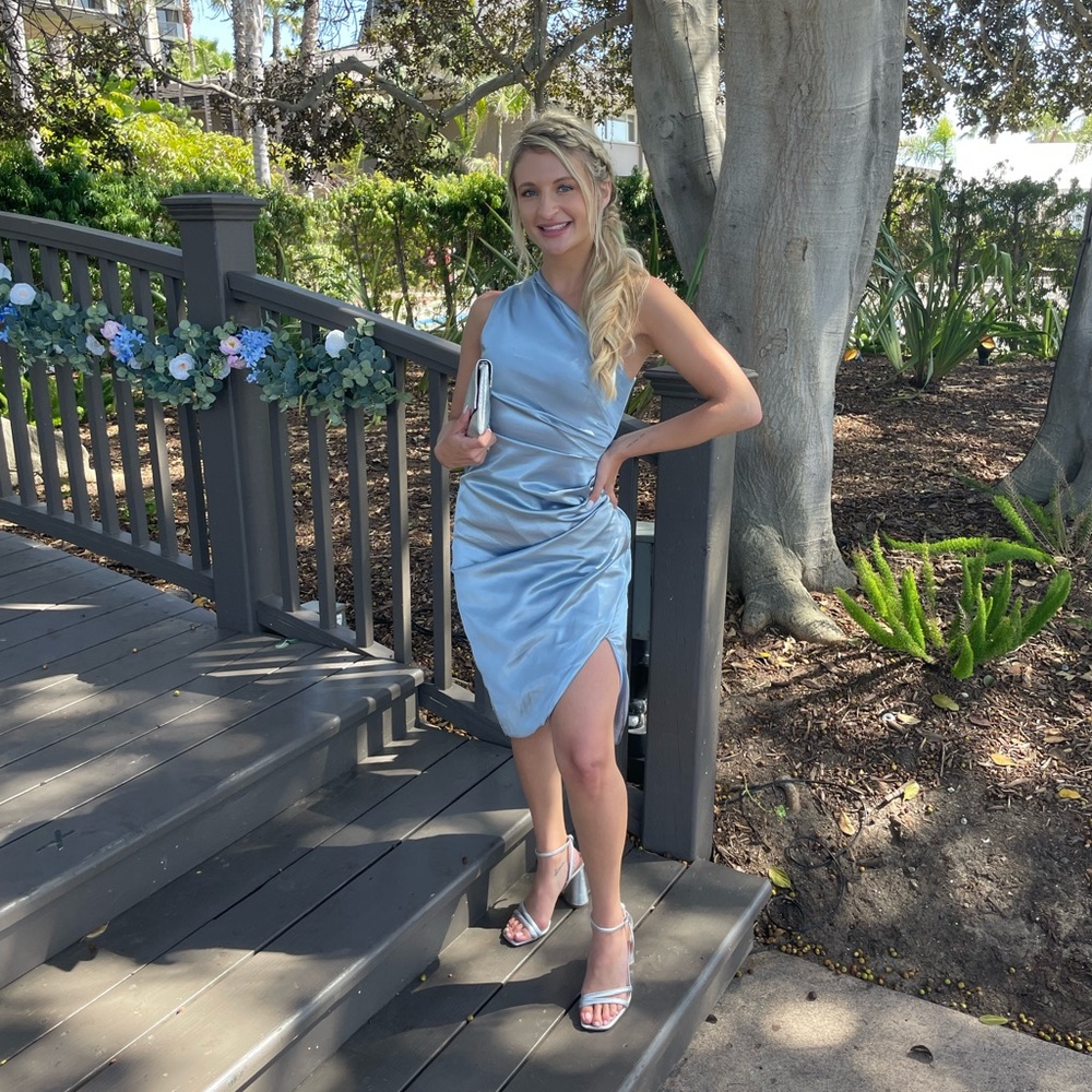 Asymetric dress